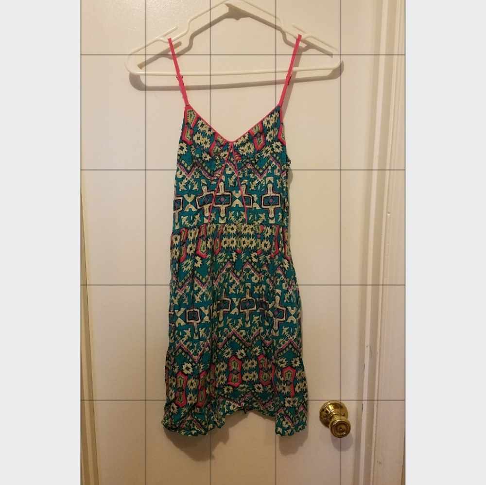 Xhiliration Dress S